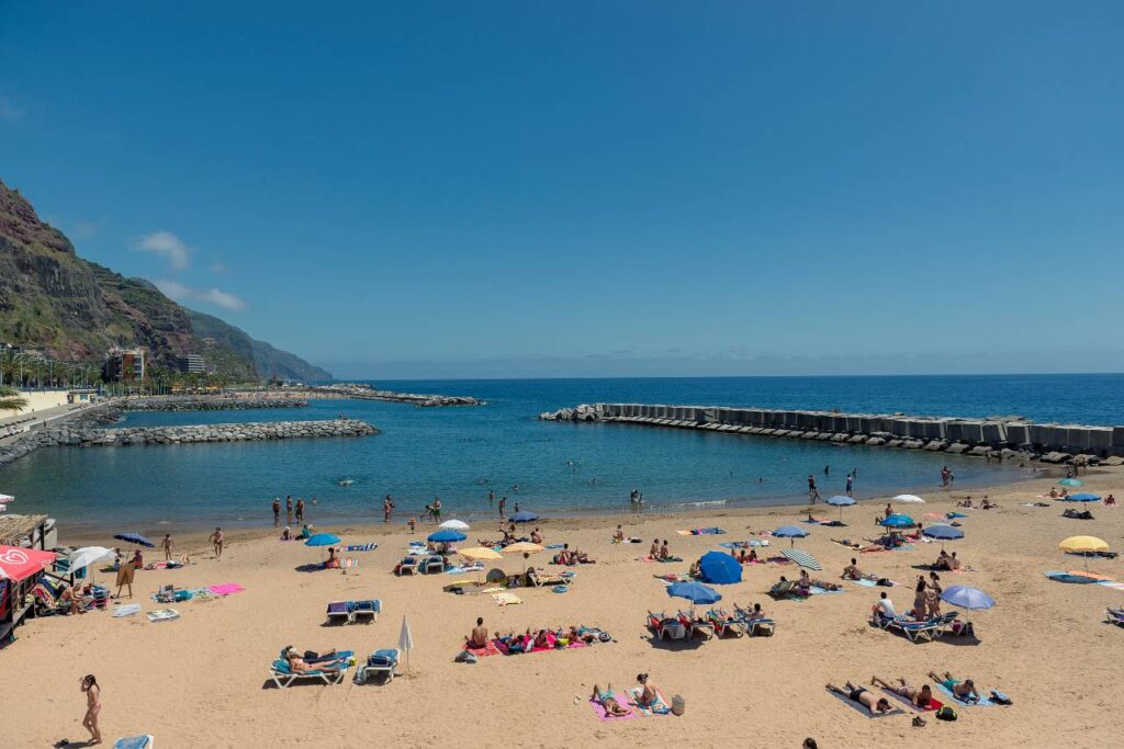 Praia da Calheta Madeira Bild: © Francisco Correia