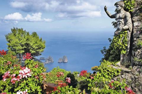 Gärten mit Blick auf das Meer, Italien