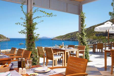 Daios Cove Luxury Resort & Villas, Restaurant/Gastronomie