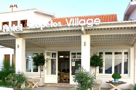 Skopelos Village Suite Hotel, Resort/Hotelanlage