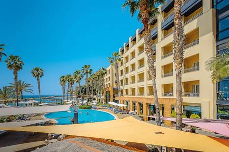 Calheta Beach Hotel, Resort/Hotelanlage