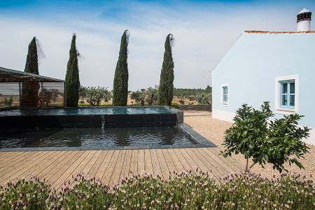 Herdade da Malhadinha Nova Country House & Spa, Pool im Garten